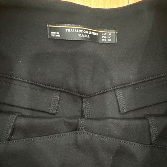 ZARA NWT Black Ponte Knit High Waisted Shorts M Trafaluc Collection - Picture 3 of 5